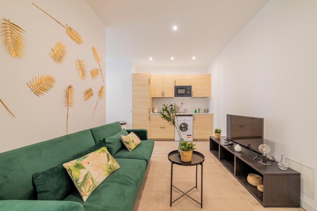Encantador Apartamento Atocha マドリード エクステリア 写真