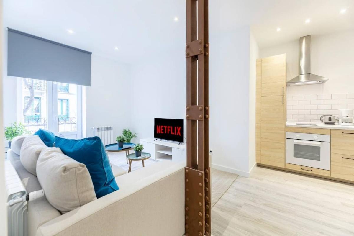 Encantador Apartamento Atocha マドリード エクステリア 写真