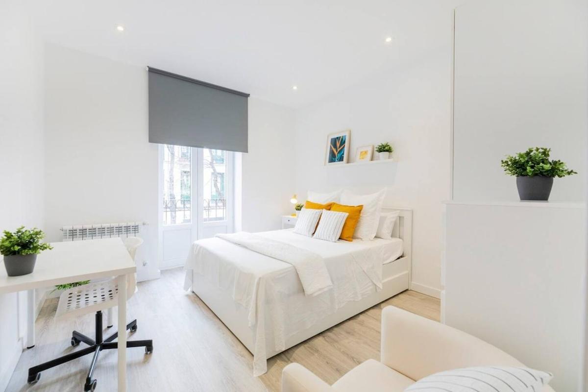 Encantador Apartamento Atocha マドリード エクステリア 写真