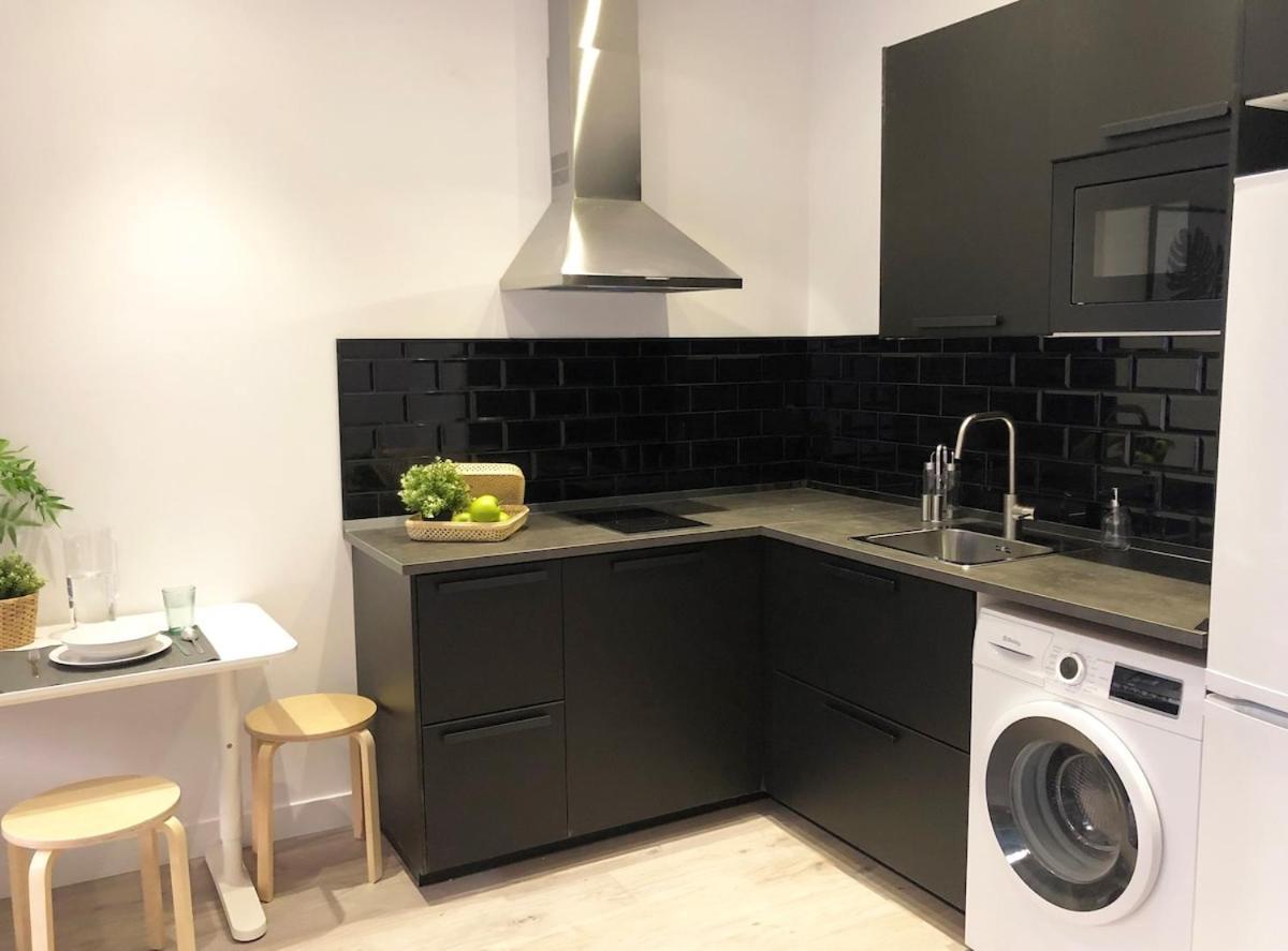 Encantador Apartamento Atocha マドリード エクステリア 写真