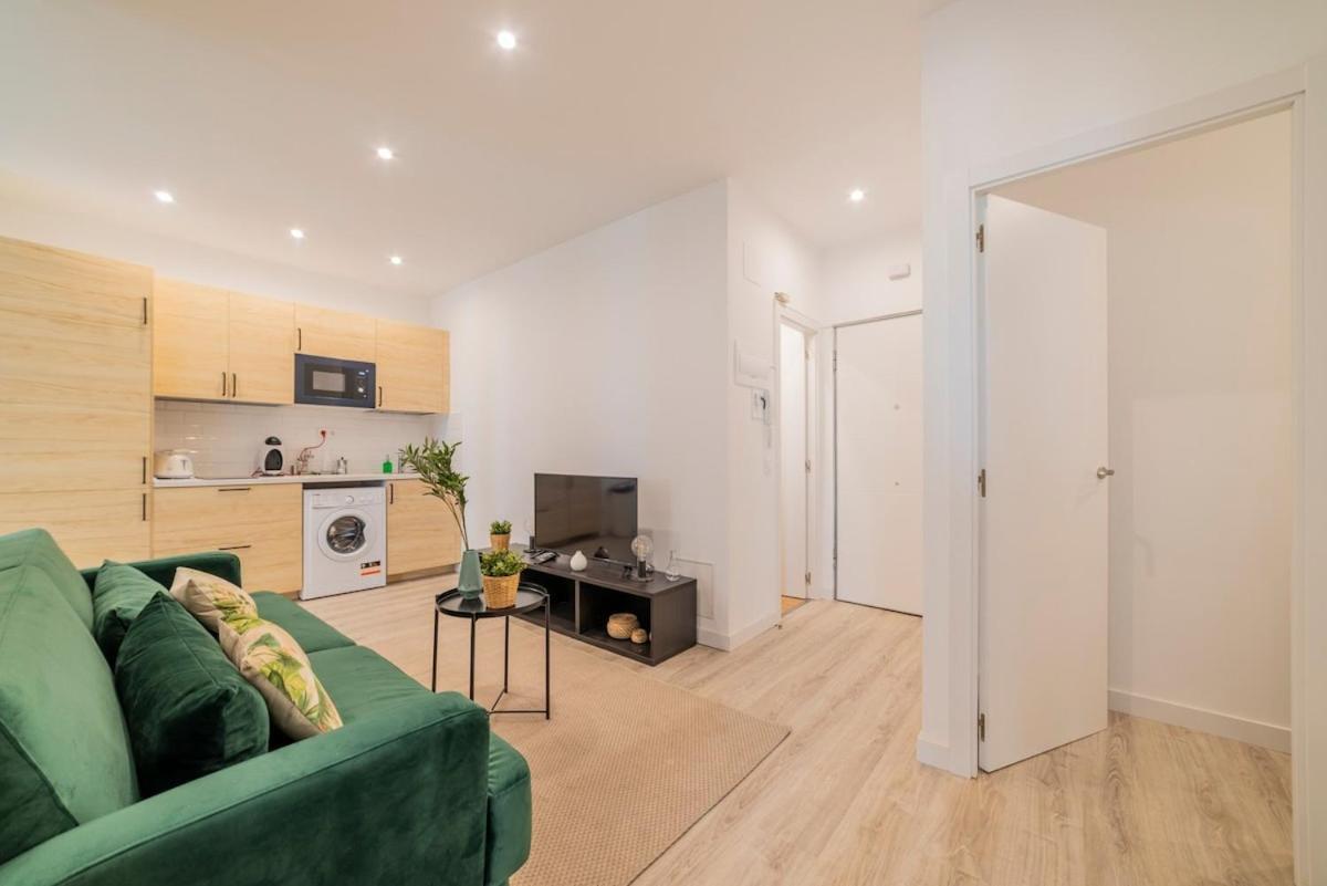 Encantador Apartamento Atocha マドリード エクステリア 写真