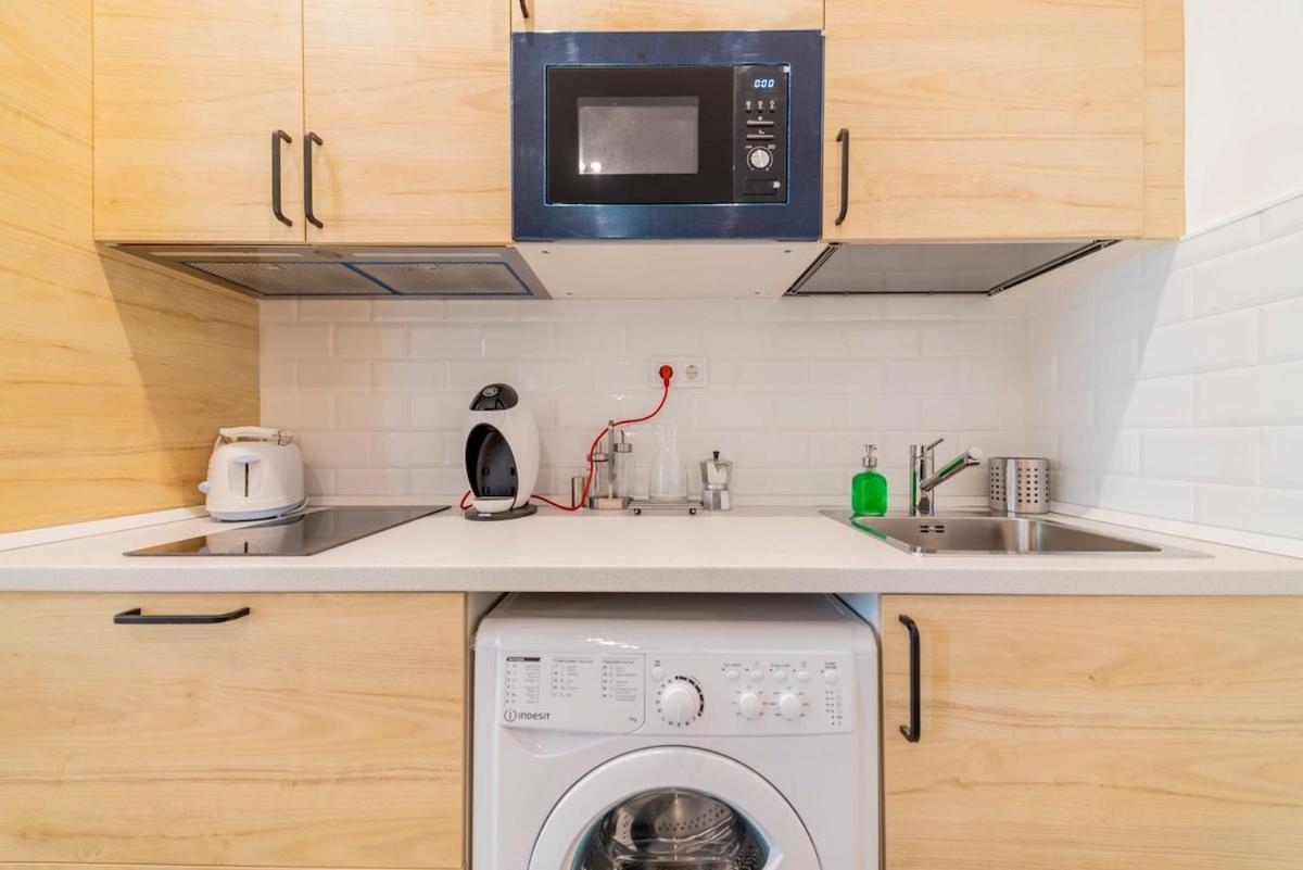 Encantador Apartamento Atocha マドリード エクステリア 写真