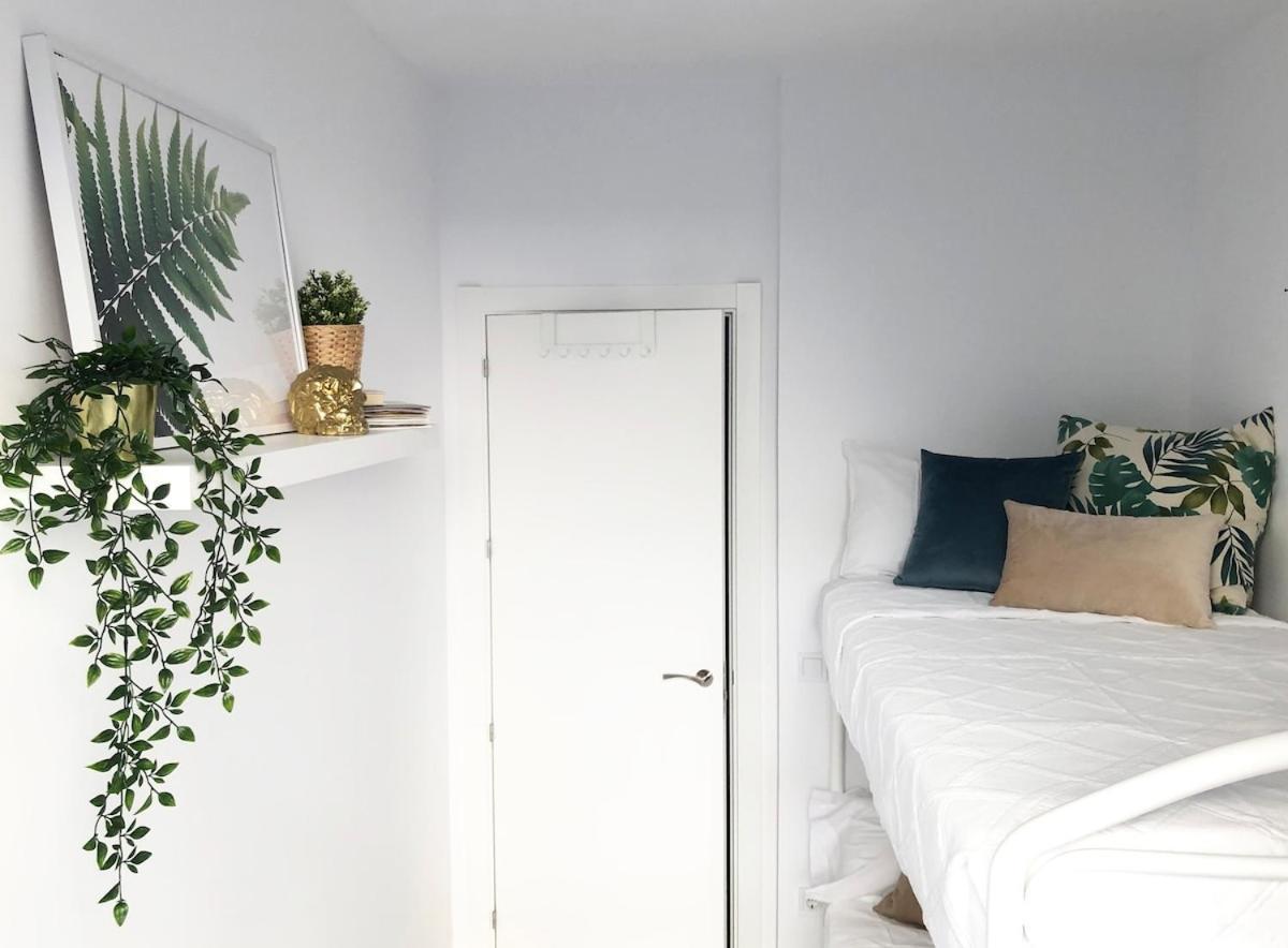 Encantador Apartamento Atocha マドリード エクステリア 写真