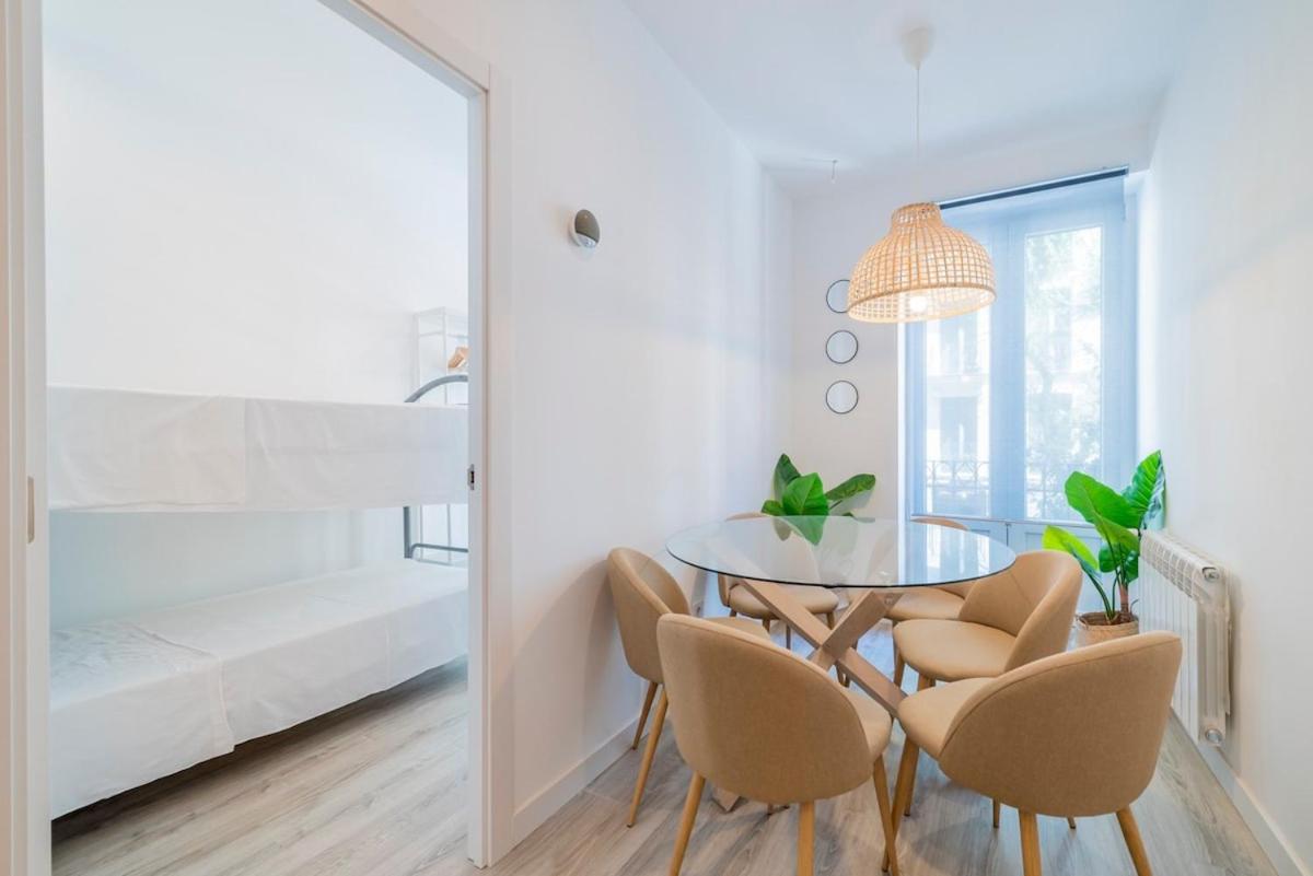 Encantador Apartamento Atocha マドリード エクステリア 写真