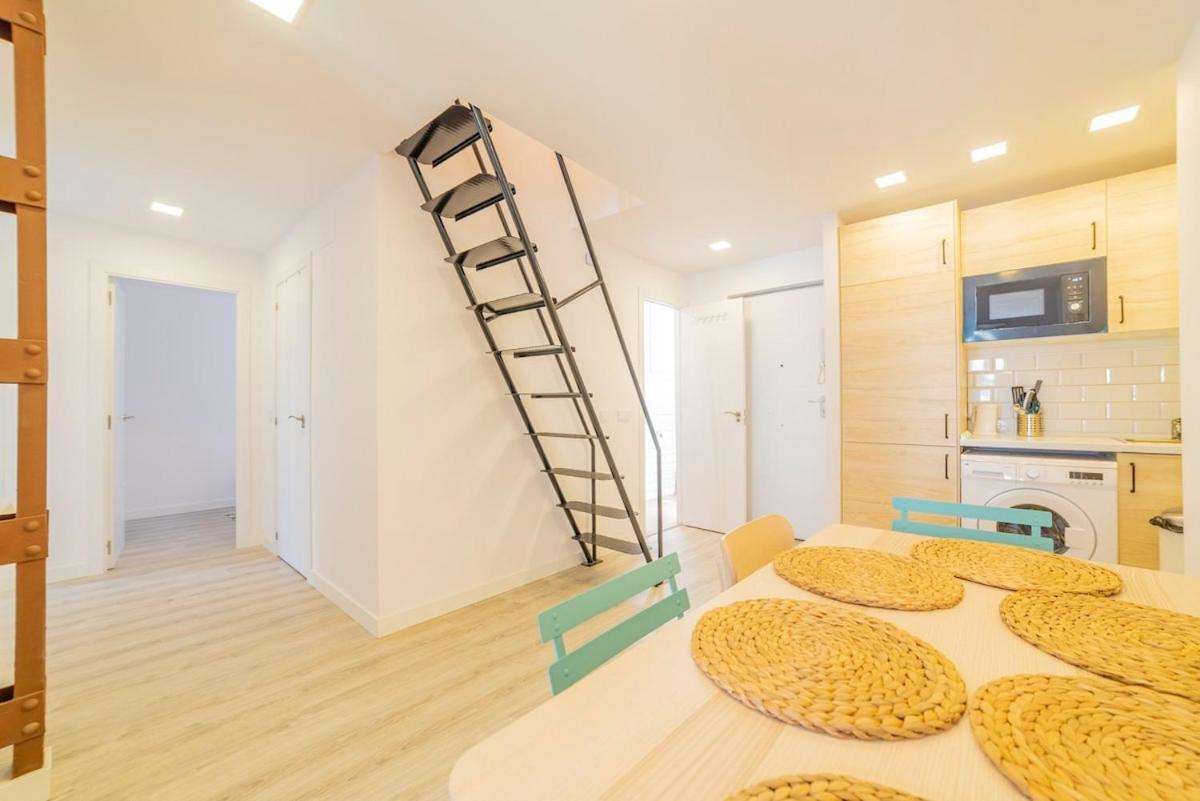 Encantador Apartamento Atocha マドリード エクステリア 写真